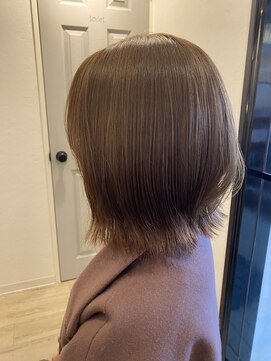 ツクシ(tsukusi) ベージュ×ミディアム