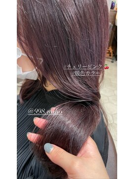 ヴァネッサ VANESSA ロング韓国風ヘアチェリーピンクカラー暖色カラー×MIHO