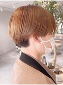 ベージュカラー × ハンサムショート