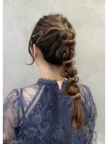 メゾンドムニ 恵比寿(Maison de MUNi)&nbsp;卒業式成人式着付けヘアメイク編みおろしアレンジ恵比寿