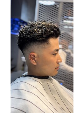 宮崎理容院 極道パーマ×メッシュ