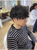 波巻きツイストスパイラルパーマツーブロック刈り上げマッシュ