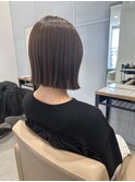 ロングの長さからバッサリボブスタイルに
