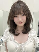 アイトーキョーエス 渋谷(AI TOKYO S)&nbsp;ブリーチなしダブルカラーミディアムレイヤーヘーゼルグレージュ