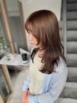 ホワイトルーム(White Room)&nbsp;透明感のあるロングレイヤー
