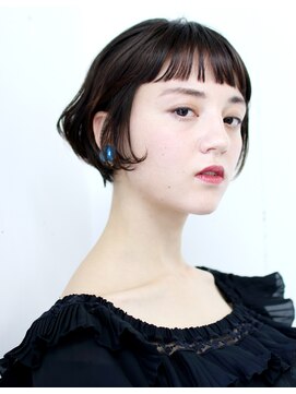 ザ ライフ(the LIFE) 黒髪前髪短めシンプルボブ♪
