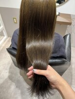 トッカ 浅草店(tocca) 【鮫嶋】透明感×艶感☆カーキベージュ