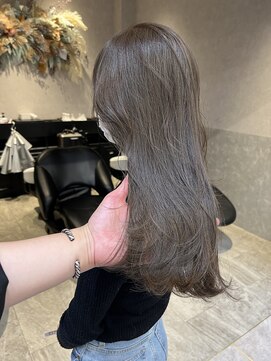 ロンド レア 天神大名店(Lond Le’a) デザインカラー/レイヤーカット/ウェットヘア/オリーブベージュ