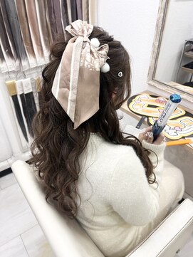 プティクローシェ バイ クオーレ(petite cloche by CUORE) お姫様ハーフポニー イベントヘア ナイトヘア