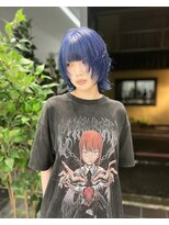 ナナ(NANA)&nbsp;ブルー/ブリーチ/カラー/ウルフカット/顔まわりレイヤー