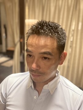 アンツ サザンリゾート 茅ヶ崎店(ANT'S Southern Resort) 30代40代50代/MEN’S HAIR/ブルーブラック/フェザーパーマ