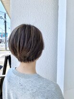 ギルマ(Girma)&nbsp;ショートヘア×ハイライト