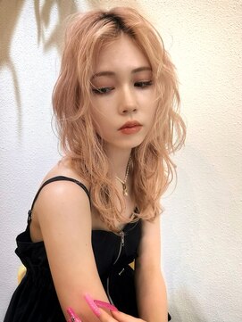 コレット 大宮(collet) ピンクベージュ/ハイトーン/ブロンドヘア/ケアブリーチ