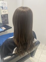 イルミ(iLUMi)&nbsp;iLUMi　×　アッシュベージュ