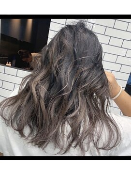 スーク 宜野湾店(suuk) ミルクティーカラー