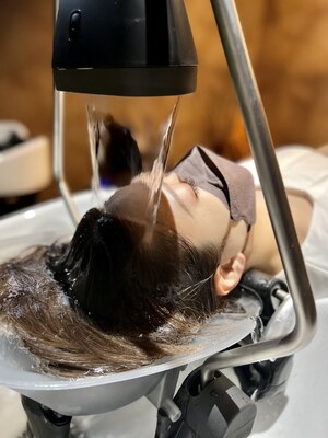 ヘッドスパのプロが徹底的に頭皮ケアー☆炭酸泉と頭浸浴で『かけ流し×浸け込み』の至福のひととき