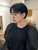 ハット(HUT)&nbsp;【コンパクトにまとまる☆頭が小さく見えるショートヘア】