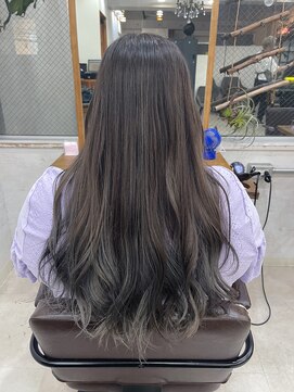 ジュノ(Jeuno) グレージュバレイヤージュ