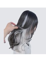 サイ アオヤマ(sai AOYAMA)&nbsp;インナーカラー/イヤリングカラー/韓国風ヘア/グレージュ