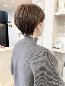 キャアリー(Caary) 福山市美容師求人スタッフ募集中似合わせカットショートスタイル