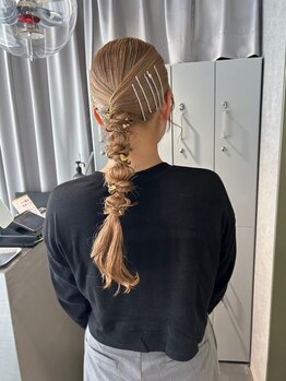リラス 博多(rilas)の写真/ライブ前やイベント前のアレンジも、お友達同士の予約大歓迎！丁寧な接客お客様一人一人に寄り添います◎