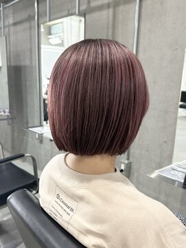 ラック 表参道(LUCK) ミニボブ/アンブレラカラー/チェリーレッド/くすみベージュ/原宿