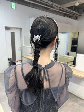 ジーニー 横浜(giinii) ヘアセット/あみ下ろしアレンジ/タイトアレンジ