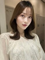 エインアンリー 明治神宮前(AIN.ANLY.)&nbsp;シースルーぱっつん前髪シャギーレイヤーロング韓国ヘア