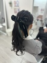 ホワイト 東京新宿店(White) スピードヘアセット12番 ポニーテール