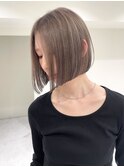ハイライト白髪ぼかしダブルカラーインナーカラーショートボブ