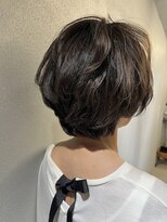 オーク ナチュリ(OAK×NACHUL)&nbsp;ショートボブ　大人女性 ダークシルバー