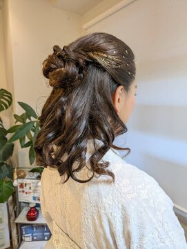 リファインヴェール 小川店 三つ編みお団子/タイトロープ/金箔/前髪オールバック