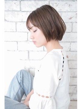 ラ フォルム(La forme) 大人可愛いショートボブ