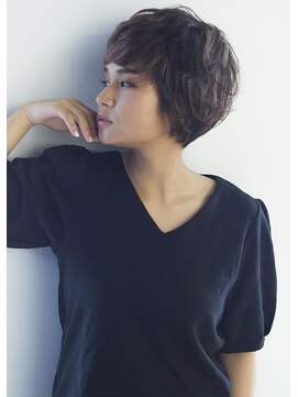 ロミー 本厚木(ROMMY.) シースルーバング 流し前髪 小顔 ひし形シルエット