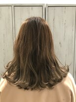 アクロス ヘアーデザイン 溝の口店(across hair design)&nbsp;バレイヤージュでグレーカラー