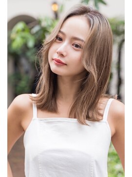 レニーバイエース(LANY by ACE) 【LANY 横浜】顔まわりレイヤー×シルバーアッシュ