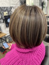 ウルトラヘアー ULTRA HAIR クラシックボブ バレイヤージュ (ペールベージュ)