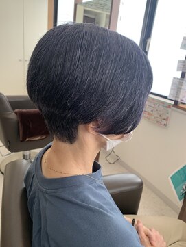 ヘアリゾートハピネス 陽光町 マッシュショート