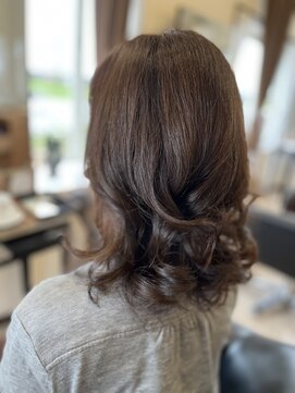 コア フィール ア デイ(COIFFURE A DAY) 【縮毛矯正トリートメント】M3Dクーポン