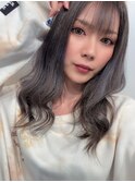 ハイトーングレージュ