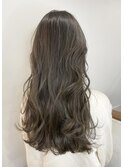 オリーブグレージュ ロングレイヤーカット