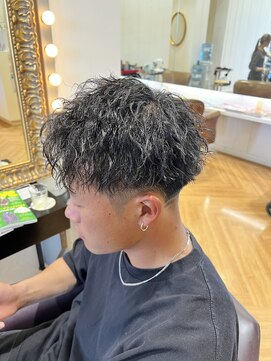 コワファースト  させぼ五番街店(COIFF1RST) ツイスパ×アップバング☆