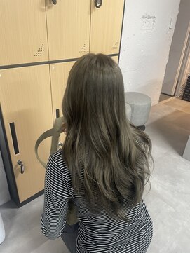 トクテ 吉祥寺(tokute) グレージュカラー/ボブウルフ/黒髪/ココアベージュ