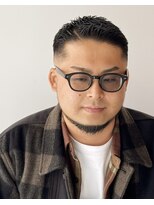 手々 メンズスキンフェード