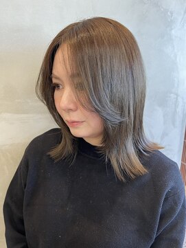 エリマバイフィフス 調布(elima by fifth) 顔周りレイヤーミディアムイルミナカラーボブレイヤー前髪なし