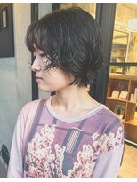 ニイ(nii.)&nbsp;動くshort hair