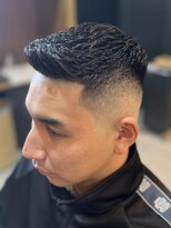 フランクス バーバー ウエストトウキョウ 吉祥寺店(FRANK’S BARBER WEST TOKYO)&nbsp;スパイキーショートブルーブラックフェザーパーマサーフカール