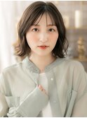 外ハネアッシュグレージュ小顔クセ毛風ボブh4川口