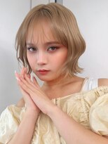 ホフ 大阪心斎橋店(F.O.F) ブリーチグレージュベージュショートボブショートレイヤー学割