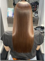 アウリ 六本松(AURI) 手で乾かしただけ^_^柔らかツヤツヤ美髪矯正!